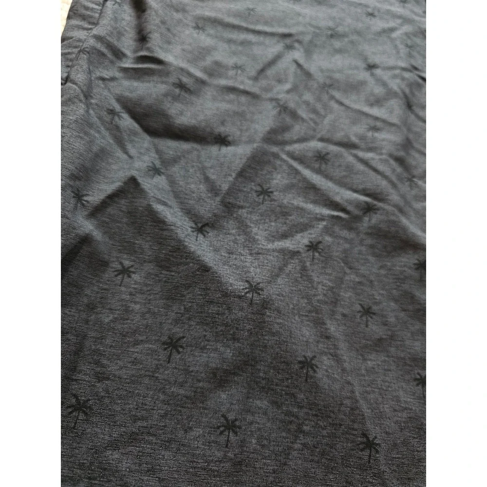 TravisMathew Mens 38 Golf Shorts Charcoal Gray Palm Tree Print